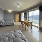 Alberti Con Vista Apartmán *