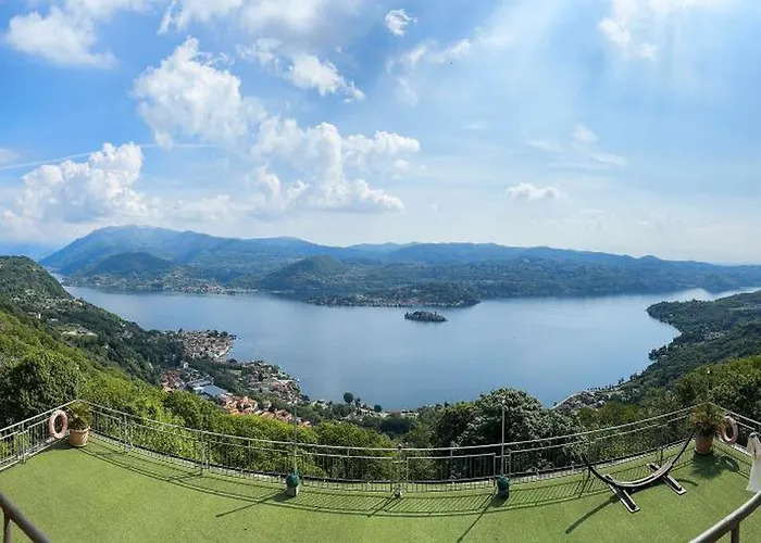 Alberti Con Vista Madonna del Sasso